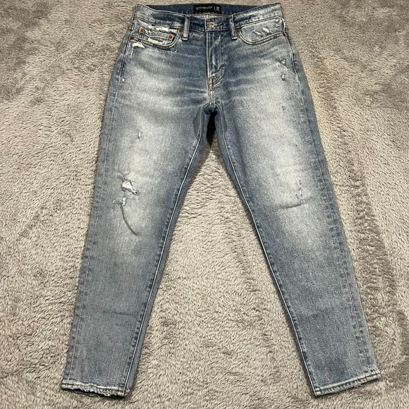 Abercrombie &‎ Fitch Jeans Women's 30x27 Distressed Relaxed Taper Stretch - Picture 1 of 14
